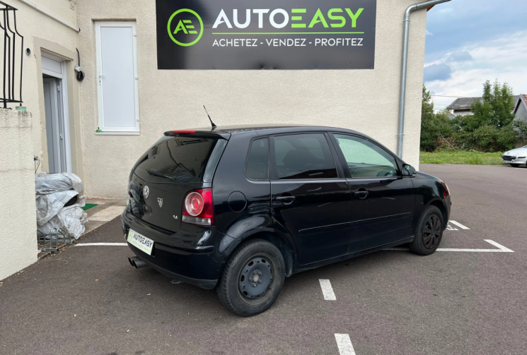 Volkswagen Polo IV 1.4 i 75cv BVA
