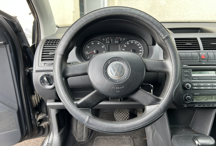 Volkswagen Polo IV 1.4 i 75cv BVA