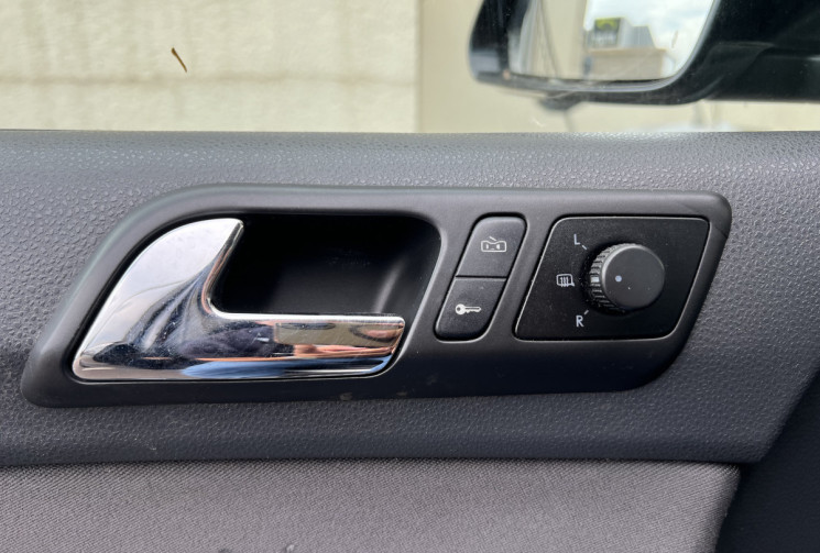 Volkswagen Polo IV 1.4 i 75cv BVA