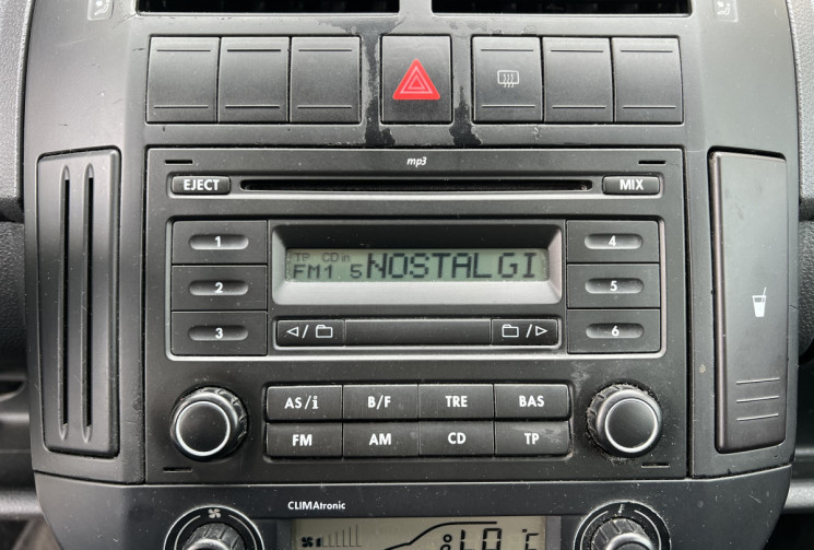 Volkswagen Polo IV 1.4 i 75cv BVA