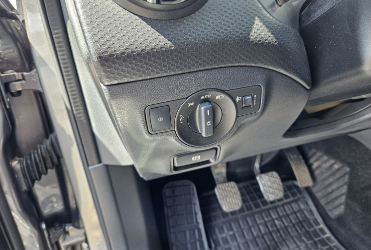 Mercedes Classe A 180 (W176) 1.6 122 INTUITION