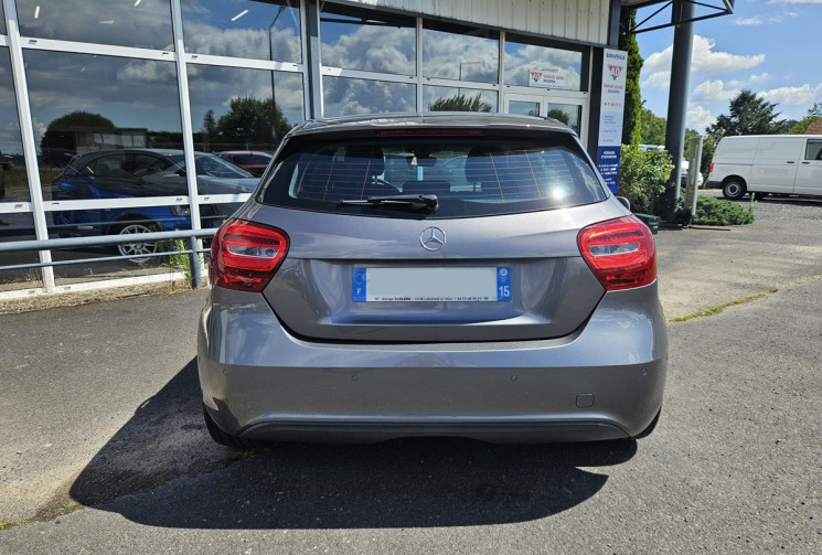 Mercedes Classe A 180 (W176) 1.6 122 INTUITION