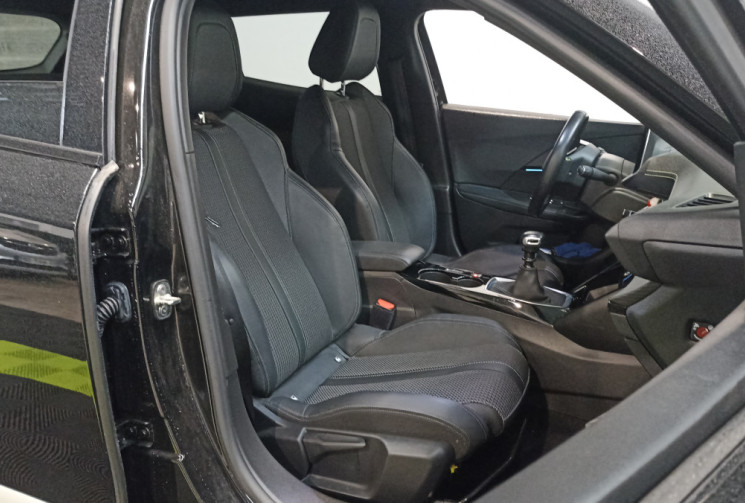 Peugeot 2008 1.2 PureTech 130 ch S&S GT/Courroie de distribution changée 03/2025