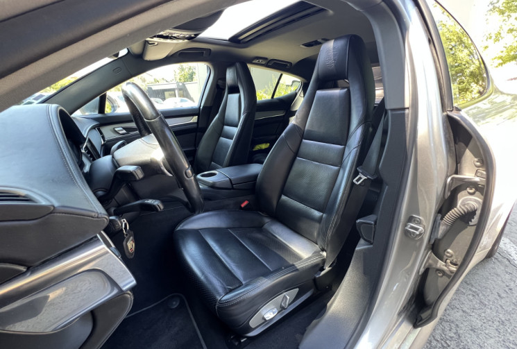 Porsche Panamera V6 3.0 D 250 Tiptronic / Suivi Porsche / Toit Ouvrant / Caméra / Bose / Attelage 