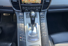 Porsche Panamera V6 3.0 D 250 Tiptronic / Suivi Porsche / Toit Ouvrant / Caméra / Bose / Attelage 