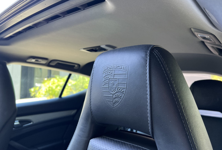 Porsche Panamera V6 3.0 D 250 Tiptronic / Suivi Porsche / Toit Ouvrant / Caméra / Bose / Attelage 