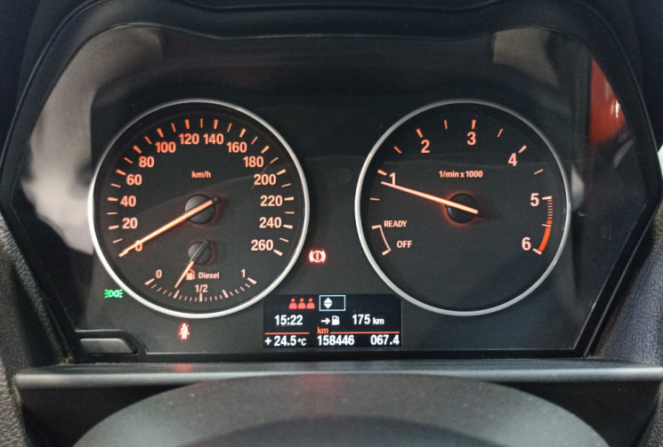 BMW Série 1 120d 184 ch Executive/5 portes/Toit ouvrant panoramique