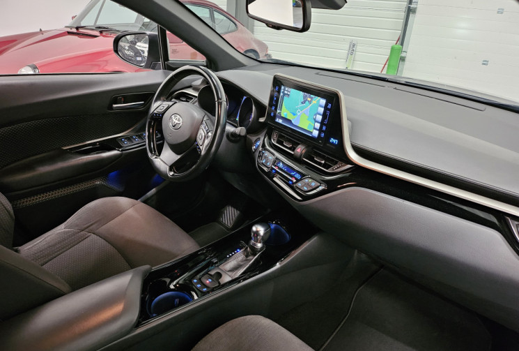 Toyota C-HR 122 cv edition rc18 / attelage