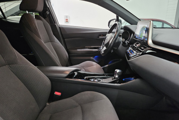 Toyota C-HR 122 cv edition rc18 / attelage