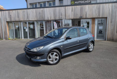Peugeot 206  1.6 i 16V 110  / IDEAL JEUNE CONDUCTEUR / GARANTIE 12 MOIS