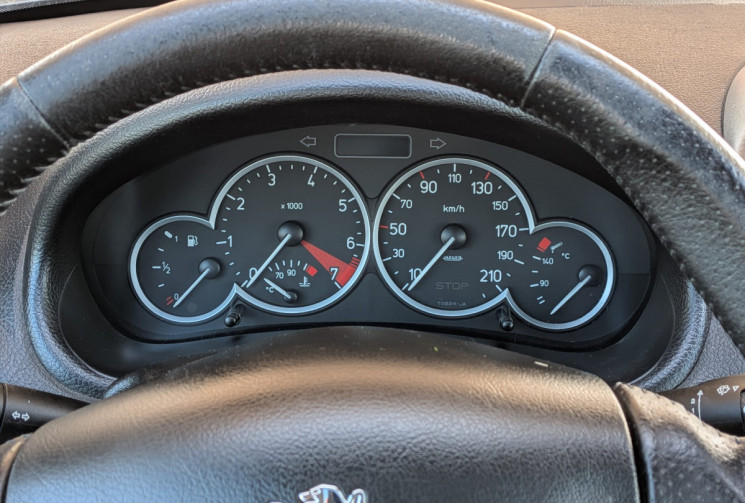 Peugeot 206  1.6 i 16V 110  / IDEAL JEUNE CONDUCTEUR / GARANTIE 12 MOIS
