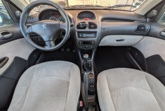 Peugeot 206  1.6 i 16V 110  / IDEAL JEUNE CONDUCTEUR / GARANTIE 12 MOIS