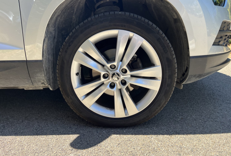 Skoda Karoq 1.5 TSI ACT 150ch Style DSG / TOIT OUVRANT / SIÈGES ÉLECTRIQUES CHAUFFANTS