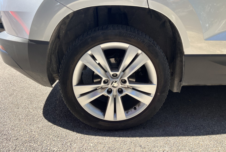 Skoda Karoq 1.5 TSI ACT 150ch Style DSG / TOIT OUVRANT / SIÈGES ÉLECTRIQUES CHAUFFANTS