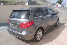Mercedes Classe B 180 1.6 i 16V 7G-DCT 122 Design 