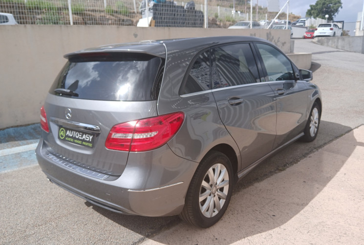 Mercedes Classe B 180 1.6 i 16V 7G-DCT 122 Sport