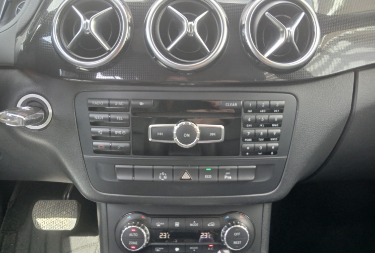 Mercedes Classe B 180 1.6 i 16V 7G-DCT 122 Design 
