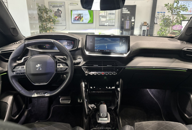Peugeot 2008 1.2 155 CH EAT8 GT PACK 