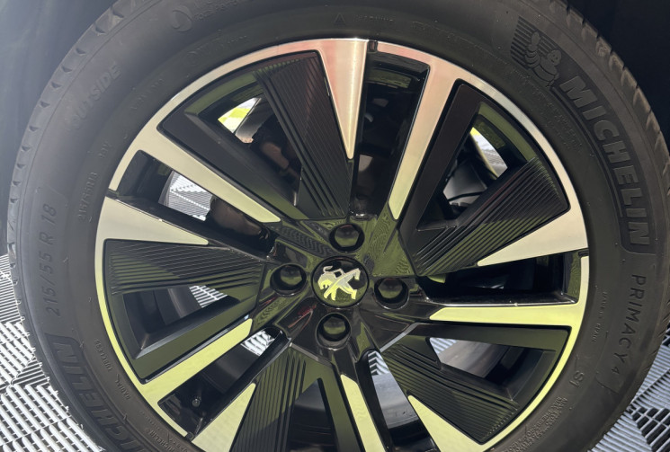 Peugeot 2008 1.2 155 CH EAT8 GT PACK 