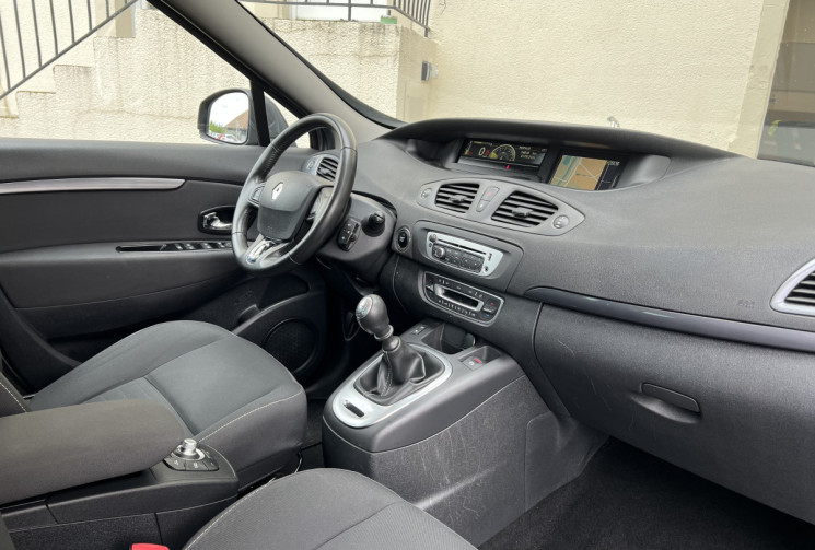 Renault Scénic Phase 2 1.5 dCi Energy eco2 110 CH LIMITED