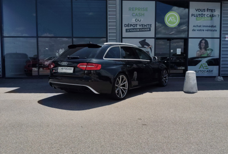 Audi RS4 4.2 V8 FSI 450ch quattro S tronic