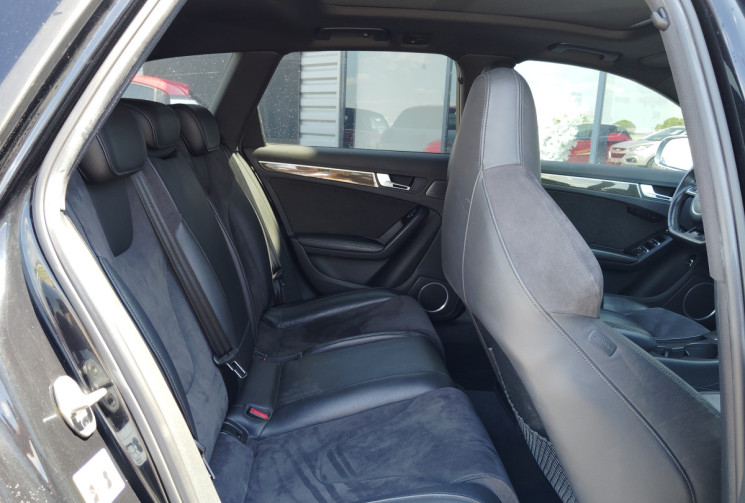 Audi RS4 4.2 V8 FSI 450ch quattro S tronic