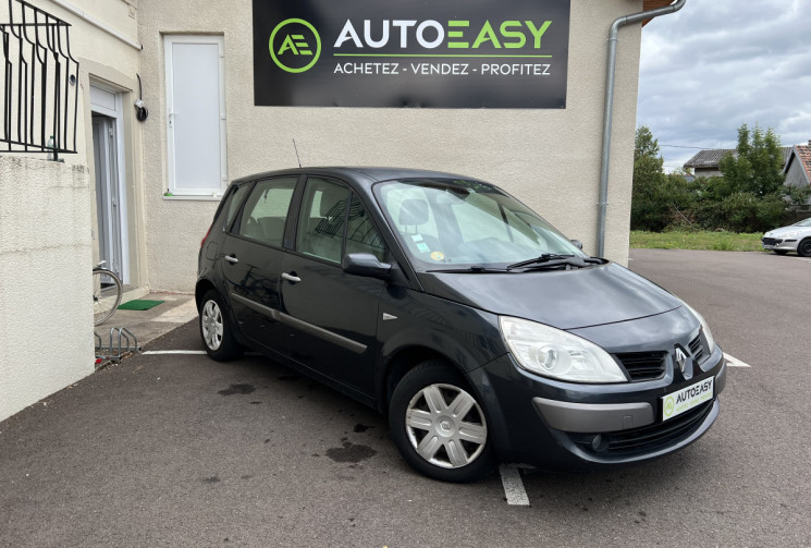 Renault Scénic II 1.5 dCi 105 CH