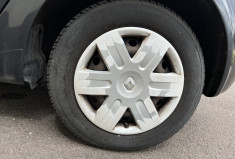 Renault Scénic II 1.5 dCi 105 CH