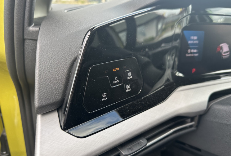 Volkswagen Golf GOLF 1.5 ETSI  HYBRID 130 CH DSG7 LIFE+