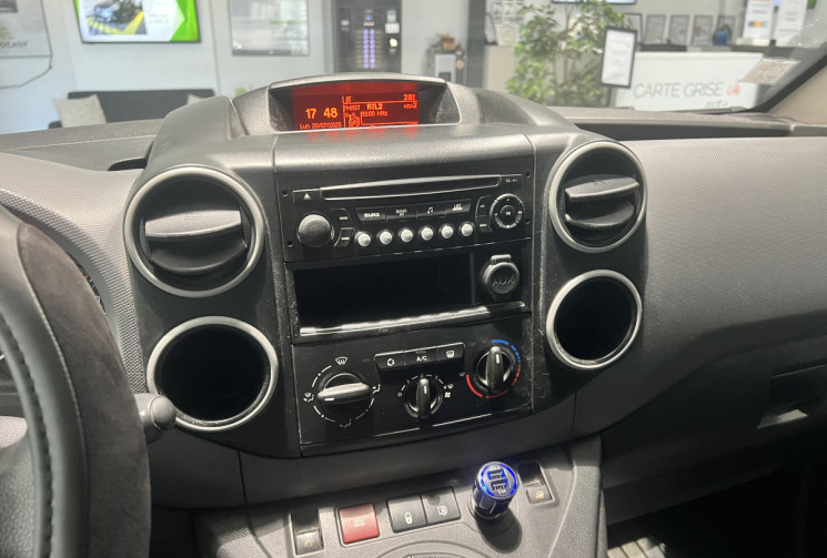 Peugeot Partner 1.6 HDI 90 CH PACK CLIM / KIT BOIS