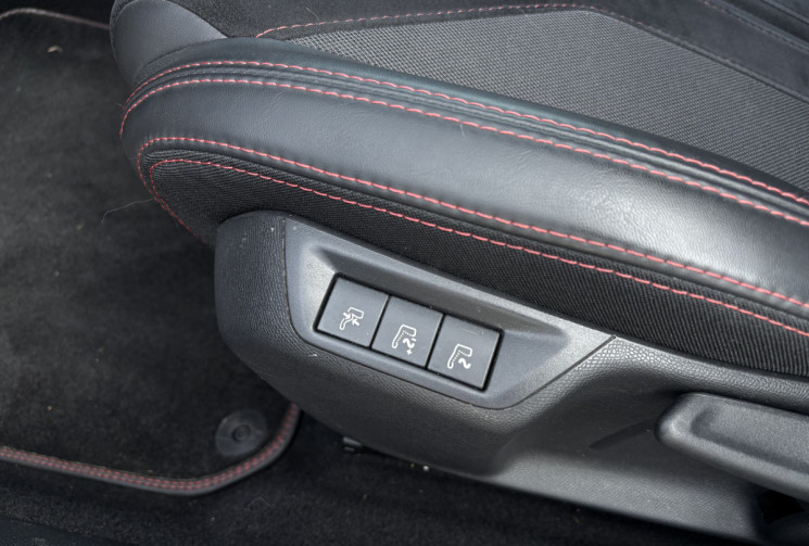 Peugeot 308 1.6 THP 270ch GTI S&S 5p