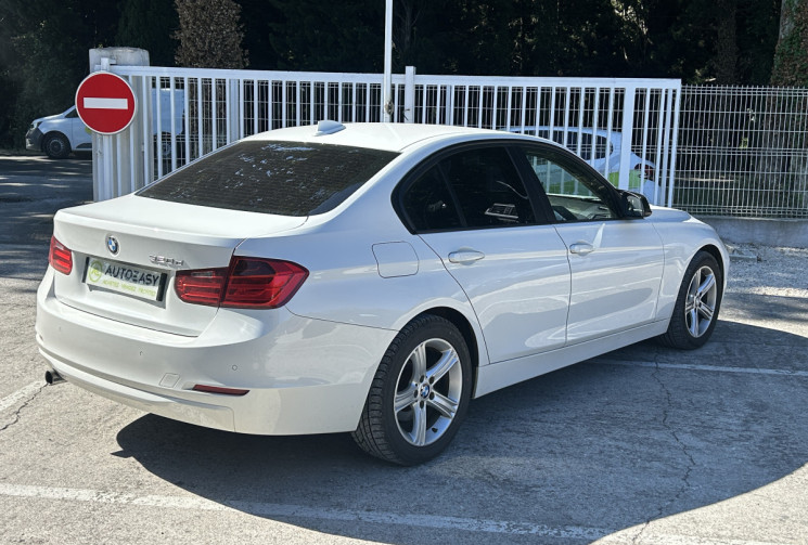 BMW Série 3 (F30) Berline 320d 2.0 d 184 business Bluetooth / Radar arrière / moteur à chaîne 
