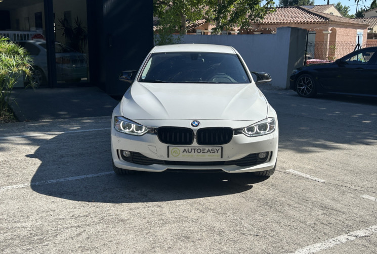 BMW Série 3 (F30) Berline 320d 2.0 d 184 business Bluetooth / Radar arrière / moteur à chaîne 