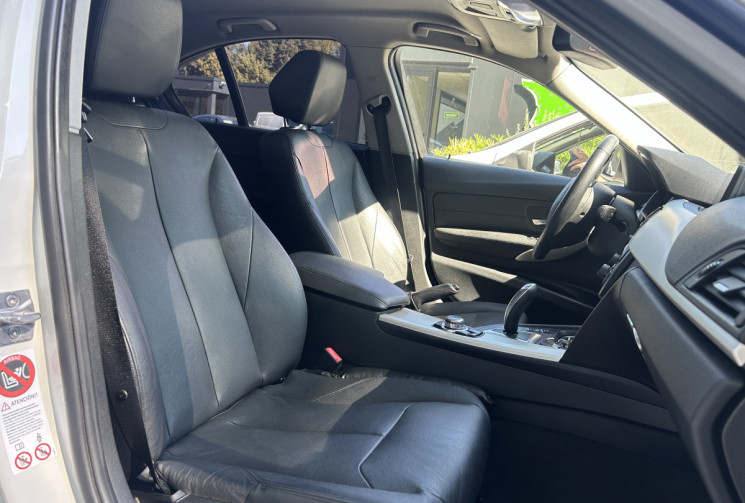 BMW Série 3 (F30) Berline 320d 2.0 d 184 business Bluetooth / Radar arrière / moteur à chaîne 