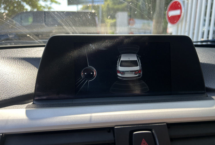 BMW Série 3 (F30) Berline 320d 2.0 d 184 business Bluetooth / Radar arrière / moteur à chaîne 