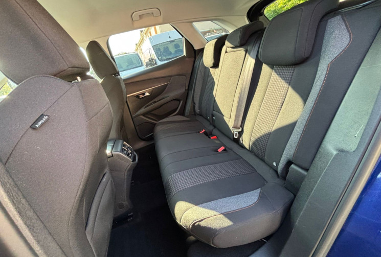 Peugeot 3008 1.5 BlueHDi 130 CH / EAT8 / ACTIVE BUSINESS