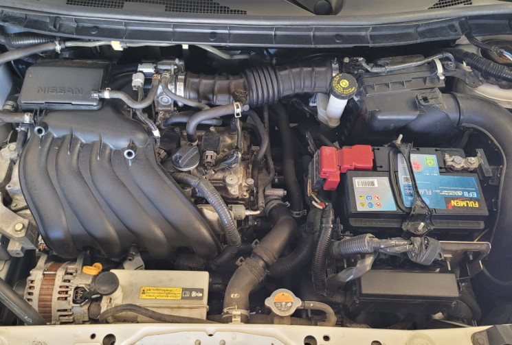 Nissan Juke Acenta Phase 3 1.6 i 16V Ethanol Flexifuel E85 2WD CVT 117 cv