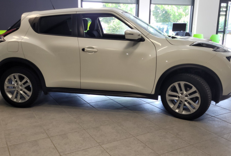 Nissan Juke Acenta Phase 3 1.6 i 16V Ethanol Flexifuel E85 2WD CVT 117 cv