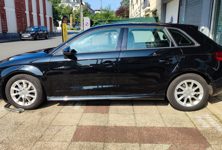 Audi A3 SPORTBACK Sportback 1.6 TDI 110 Attraction