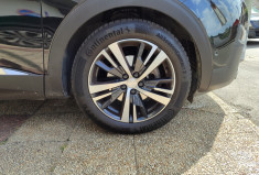 Peugeot 3008 II BlueHDi EAT8 130 cv ALLURE / SUIVI PEUGEOT 
