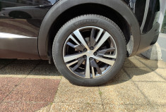 Peugeot 3008 II BlueHDi EAT8 130 cv ALLURE / SUIVI PEUGEOT 