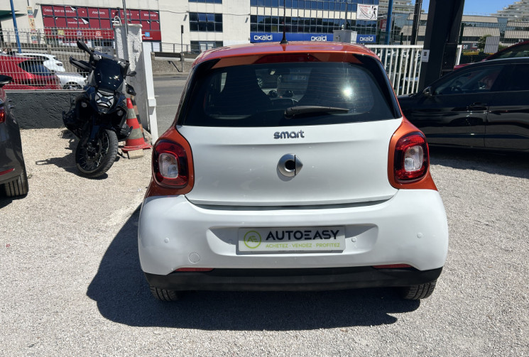 SMART FORFOUR II 0.9 90 Ch PASSION TWINAMIC BVA6 * 1ER MAIN * GPS