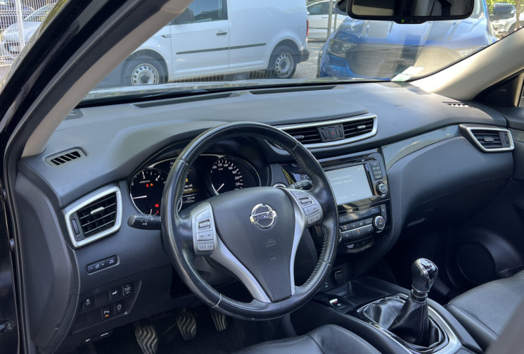 Nissan X-Trail 1.6 dCi 130 Tekna 7 Places 4x4 AWD / Toit Ouvrant / Caméra 360 / Moteur à Chaine 