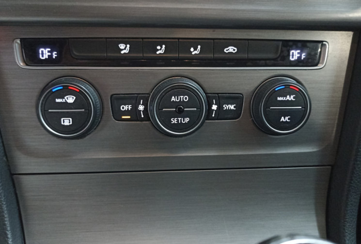 Volkswagen Golf 7 1.6L TDI turbo Confortline