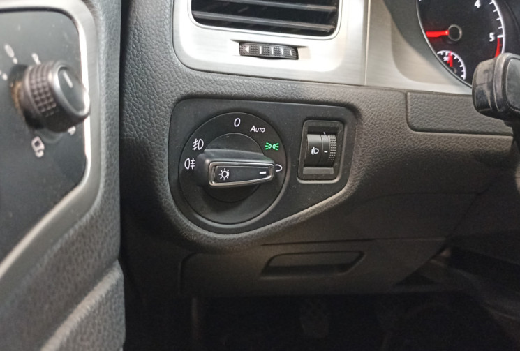 Volkswagen Golf 7 1.6L TDI turbo Confortline