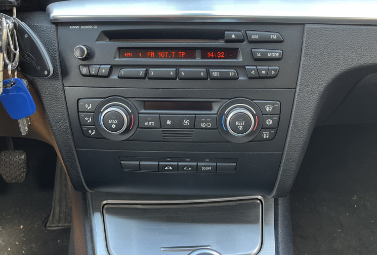 BMW Série 1 (E88) Cabriolet 120i 2.0 i 170 cv