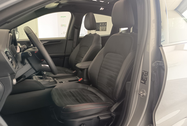 Ford Kuga III 2.0 ECOBLUE HYBRID 150 MHEV ST-LINE X