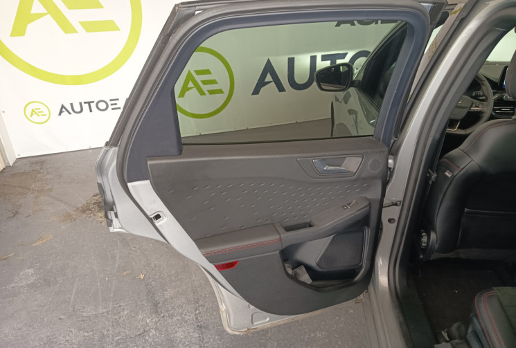Ford Kuga III 2.0 ECOBLUE HYBRID 150 MHEV ST-LINE X