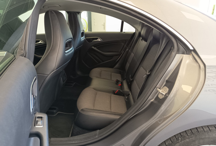 Mercedes CLA BUSINESS 180 1.5 cdi 109CV ENTRETIEN A JOUR VEHICULE GARANTI 6 MOIS