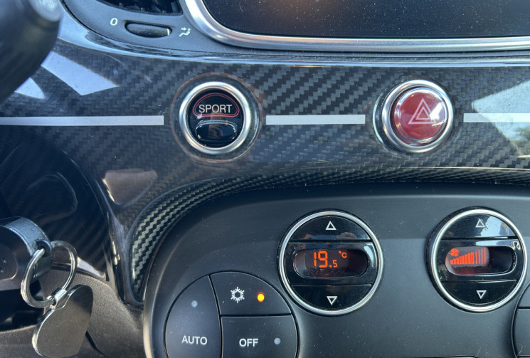 Abarth 500C II (2) 1.4 TURBO T-JET 180 Ch 695 RIVALE * NUMEROTEE 1716 * DISTRIBUTION NEUVE